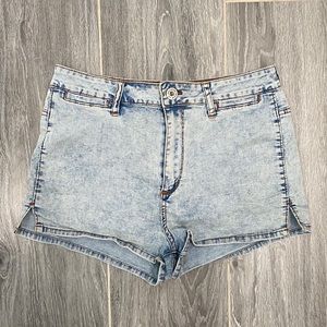 Pacsun Bullhead Denim Co. light wash shorts